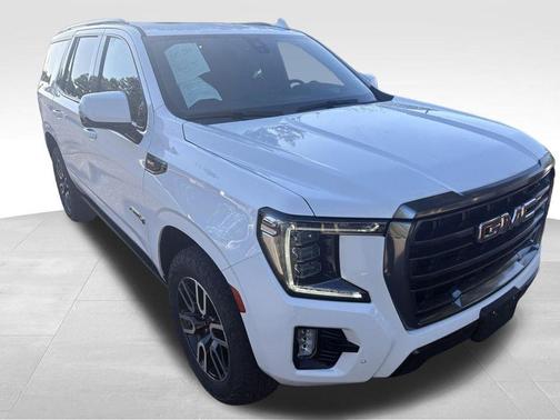 Summit White 2021 GMC Yukon 4WD AT4