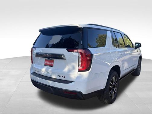 Summit White 2021 GMC Yukon 4WD AT4