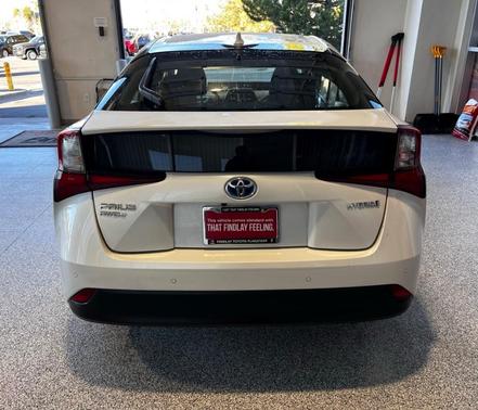 2022 Toyota Prius LE