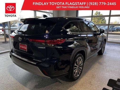 2020 Toyota Highlander Hybrid Platinum