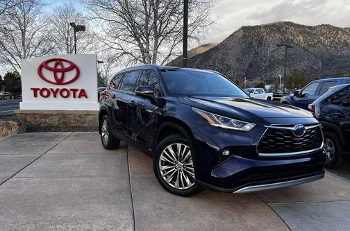 2020 Toyota Highlander Hybrid Platinum