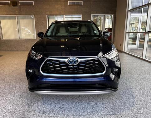 2020 Toyota Highlander Hybrid Platinum