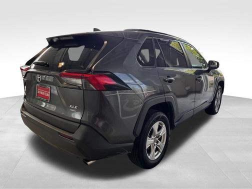 Magnetic Gray Metallic 2020 Toyota RAV4 XLE