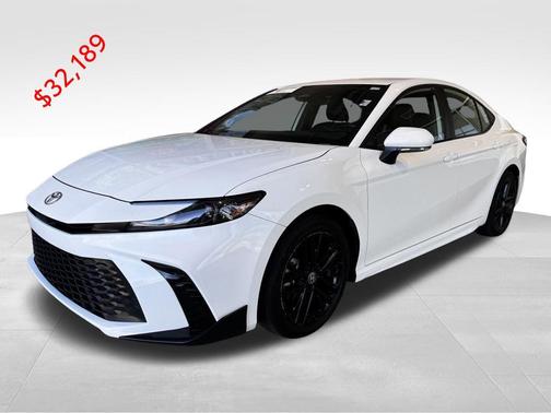 Ice Cap 2025 Toyota Camry SE
