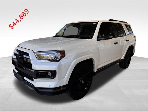 Blizzard Pearl 2021 Toyota 4Runner Nightshade