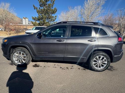 2022 Jeep Cherokee Latitude Lux