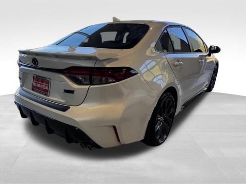 Wind Chill Pearl 2026 Toyota Corolla XSE