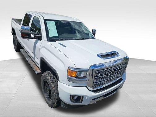 Summit White 2019 GMC Sierra 2500 Denali