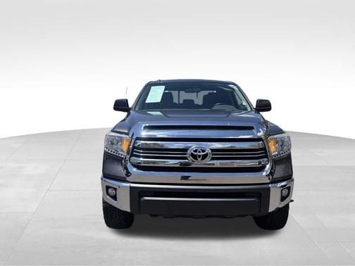 Magnetic Gray Metallic 2016 Toyota Tundra SR5
