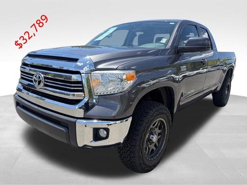 Magnetic Gray Metallic 2016 Toyota Tundra SR5