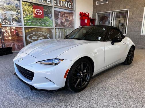 2016 Mazda MX-5 Miata Club