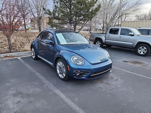 2018 Volkswagen Beetle 2.0T SE