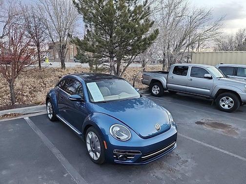 2018 Volkswagen Beetle 2.0T SE