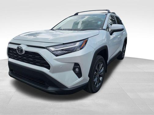 Wind Chill Pearl 2025 Toyota RAV4 Hybrid XLE Premium