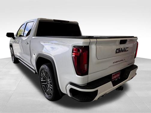 White Frost Tricoat 2022 GMC Sierra 1500 Denali Ultimate