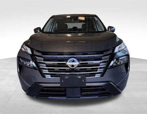 Gun Metallic 2024 Nissan Rogue SV
