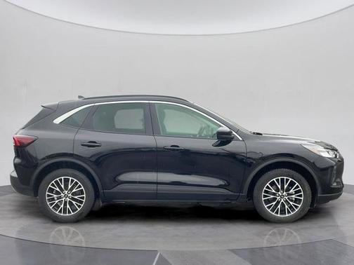AGATE BLACK METALLIC 2023 Ford Escape PHEV