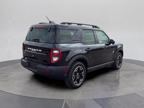 SHADOW BLACK 2025 Ford Bronco Sport OUTER BANKS