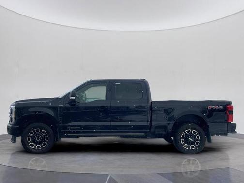 2025 Ford F-250 PLATINUM