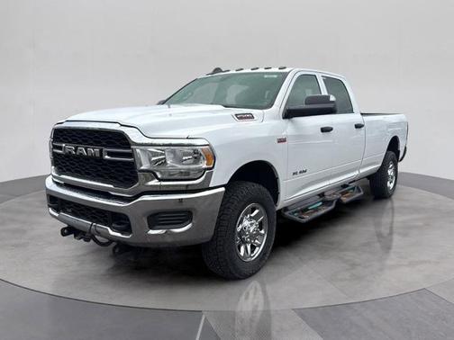 Bright White Clearcoat 2022 RAM 2500 TRADESMAN