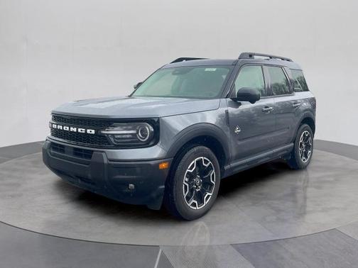 CARBONIZED GRAY METALLIC 2025 Ford Bronco Sport OUTER BANKS