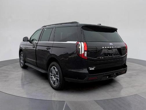 AGATE BLACK METALLIC 2025 Ford Expedition ACTIVE