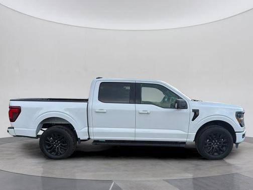 OXFORD WHITE 2024 Ford F-150 XLT