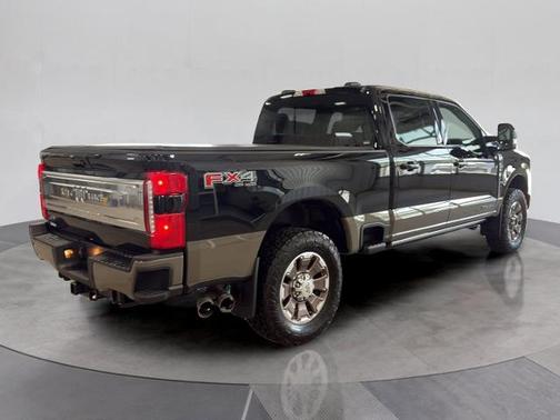 AGATE BLACK METALLIC 2026 Ford F-250 KING RANCH