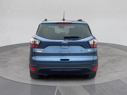 BLUE METALLIC 2018 Ford Escape SE