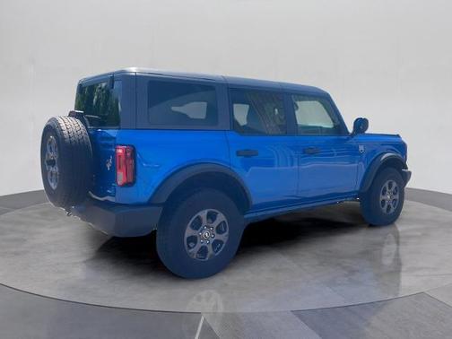 VELOCITY BLUE METALLIC 2024 Ford Bronco BIG BEND