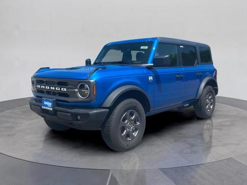 VELOCITY BLUE METALLIC 2024 Ford Bronco BIG BEND