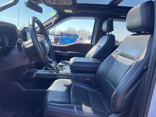 AVALANCHE 2023 Ford F-150 LARIAT