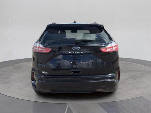 AGATE BLACK METALLIC 2022 Ford Edge ST LINE