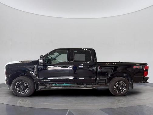 AGATE BLACK METALLIC 2026 Ford F-250 PLATINUM