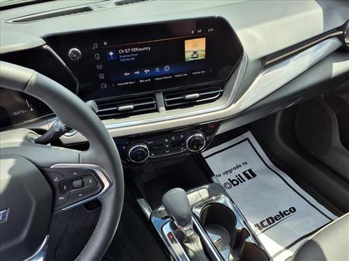 Black 2025 Chevrolet Trax ACTIV