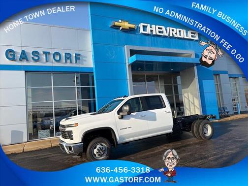 Summit White 2026 Chevrolet Silverado 3500 LT