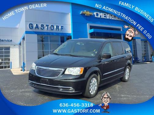 2016 Chrysler Town & Country Touring