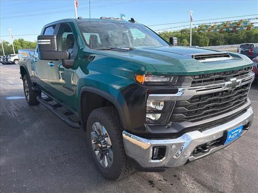 Woodland Green 2026 Chevrolet Silverado 2500 LT