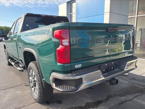 Woodland Green 2026 Chevrolet Silverado 2500 LT