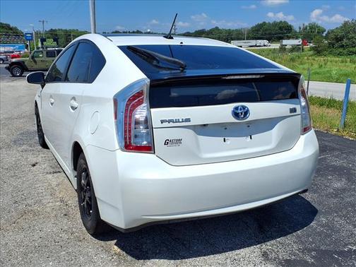 White 2013 Toyota Prius Two