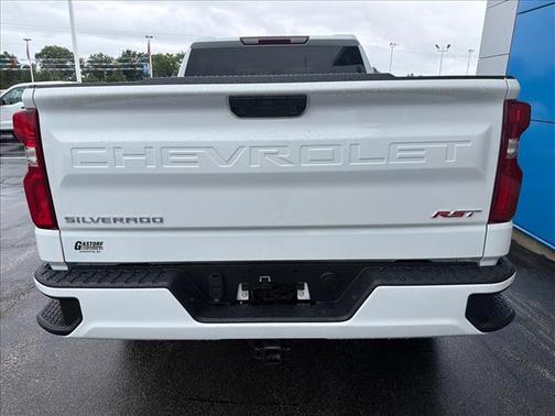 Summit White 2026 Chevrolet Silverado 1500 RST