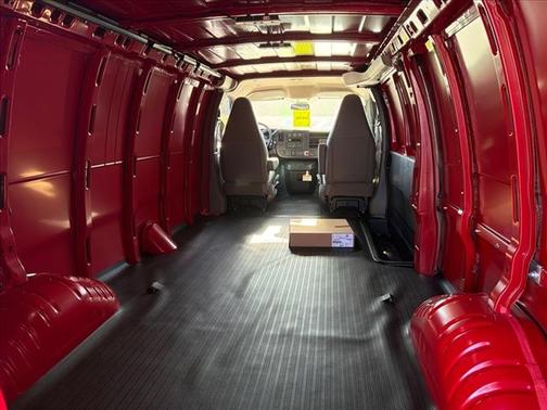 2025 Chevrolet Express 3500 Work Van