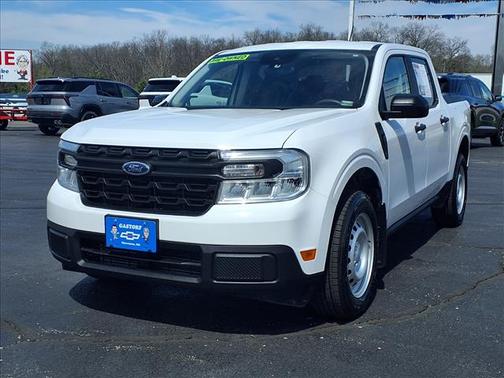 White 2022 Ford Maverick XL