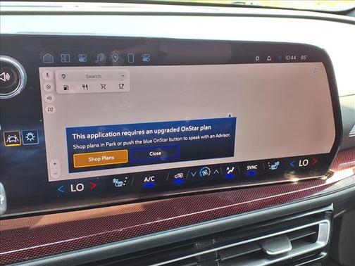Pearl 2024 Chevrolet Traverse Z71