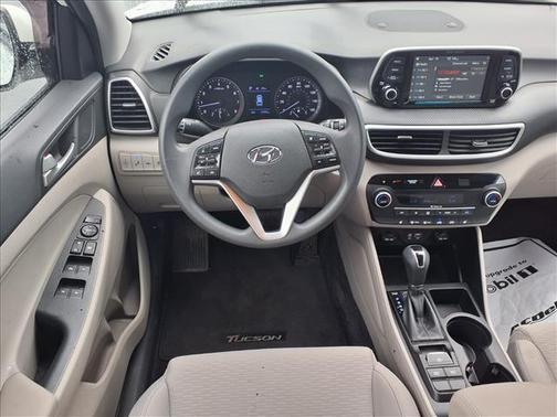 White 2020 Hyundai TUCSON SEL
