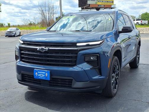 Lakeshore Blue Metallic 2026 Chevrolet Traverse LT