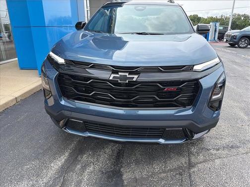 Dark Blue 2027 Chevrolet Equinox RS