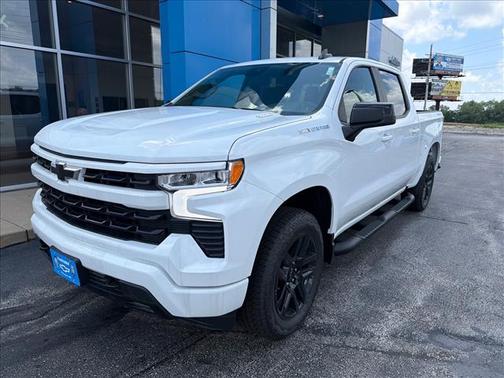 Summit White 2026 Chevrolet Silverado 1500 RST