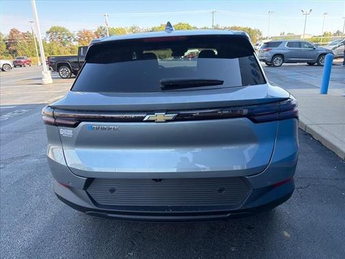 2026 Chevrolet Equinox EV LT 1