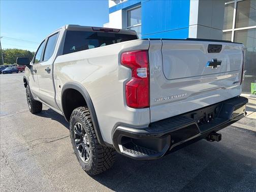 White Sand 2026 Chevrolet Silverado 1500 ZR2